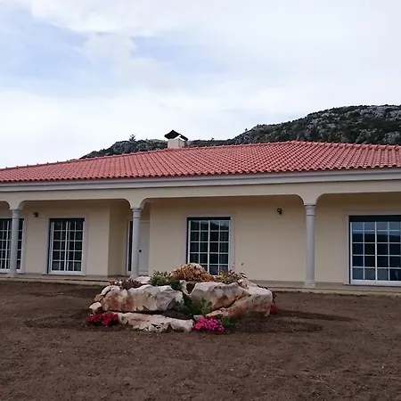 Casa Oliveiras *