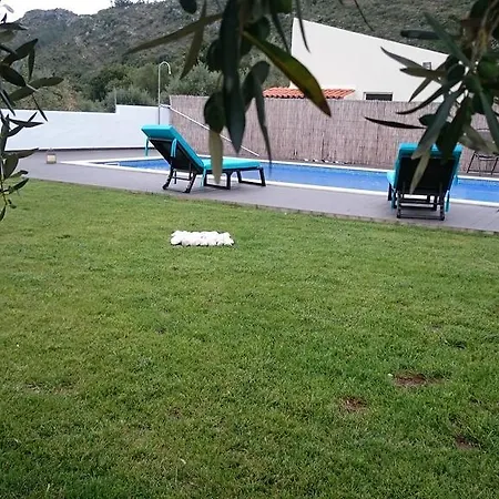 Casa Oliveiras ヴィラ