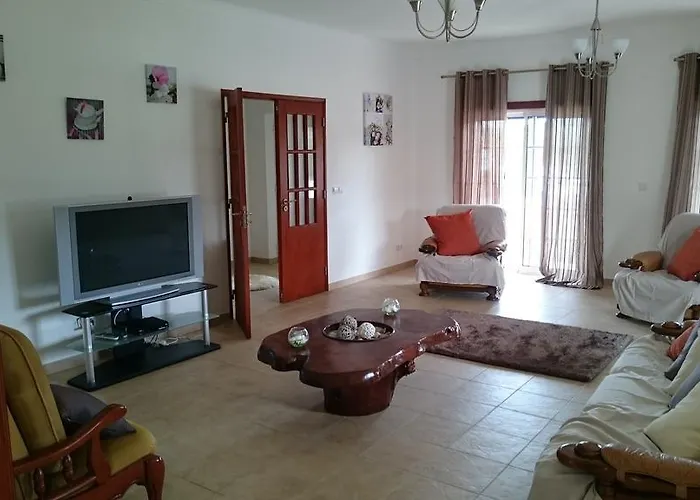 Casa Oliveiras * אלבדוס